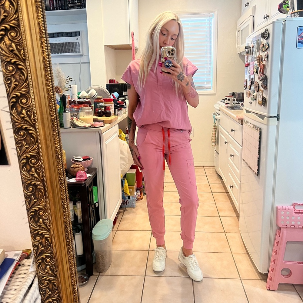 COPY - Figs bubblegum pink scrub set- Zamora pants and Rafaela top